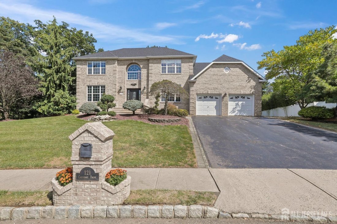 House in Marlboro Township, New Jersey, United States 1 - 14826350