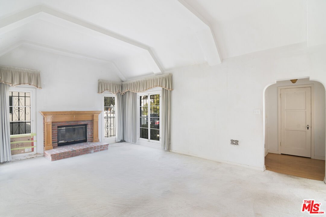 House Los Angeles In Los Angeles, California, United States For Sale