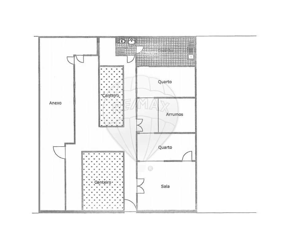 Moradia T3 For Sale In Porto In Porto, Porto District, Portugal For