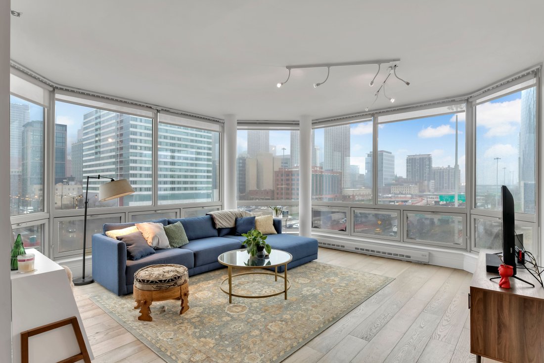 Exquisite Condo In Chicago, Illinois, United States For Sale (14826550)