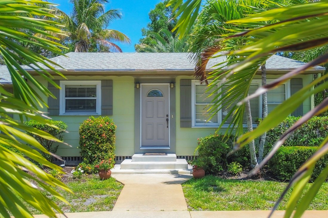 Bayview In Sarasota, Florida, United States For Sale (14826548)