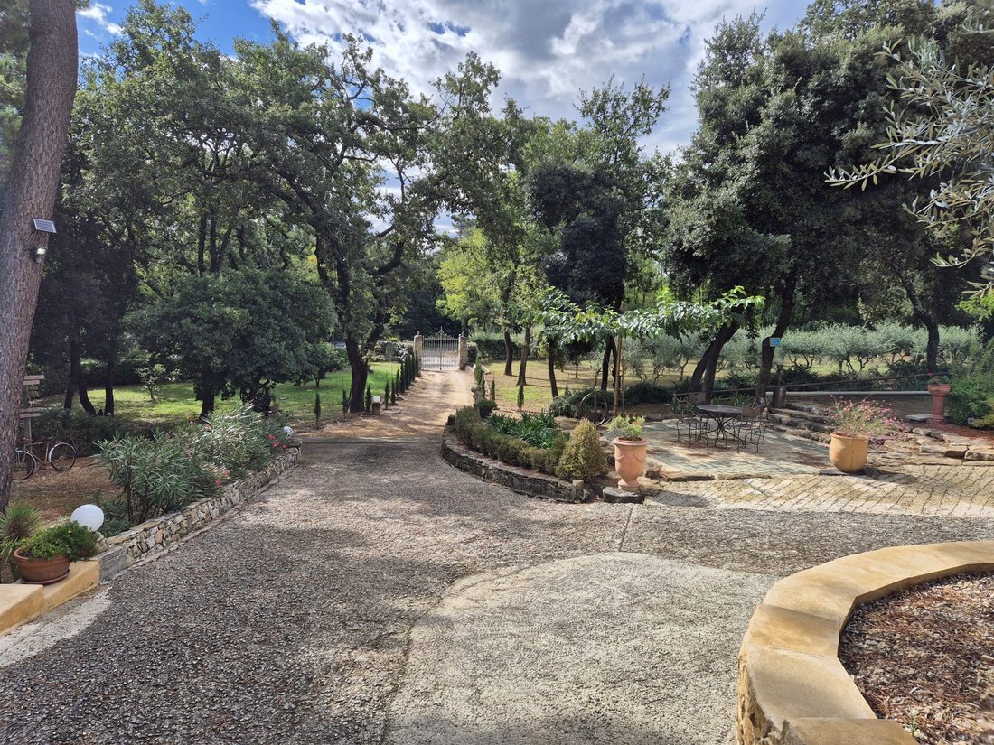 Pont Saint Esprit Villa In Pont Saint Esprit, Occitanie, France For