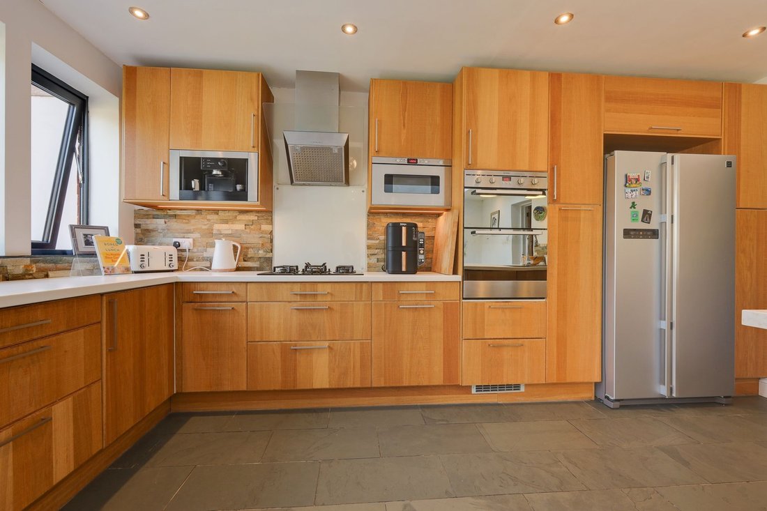 House Burgess Hill In Burgess Hill, England, United Kingdom For Sale