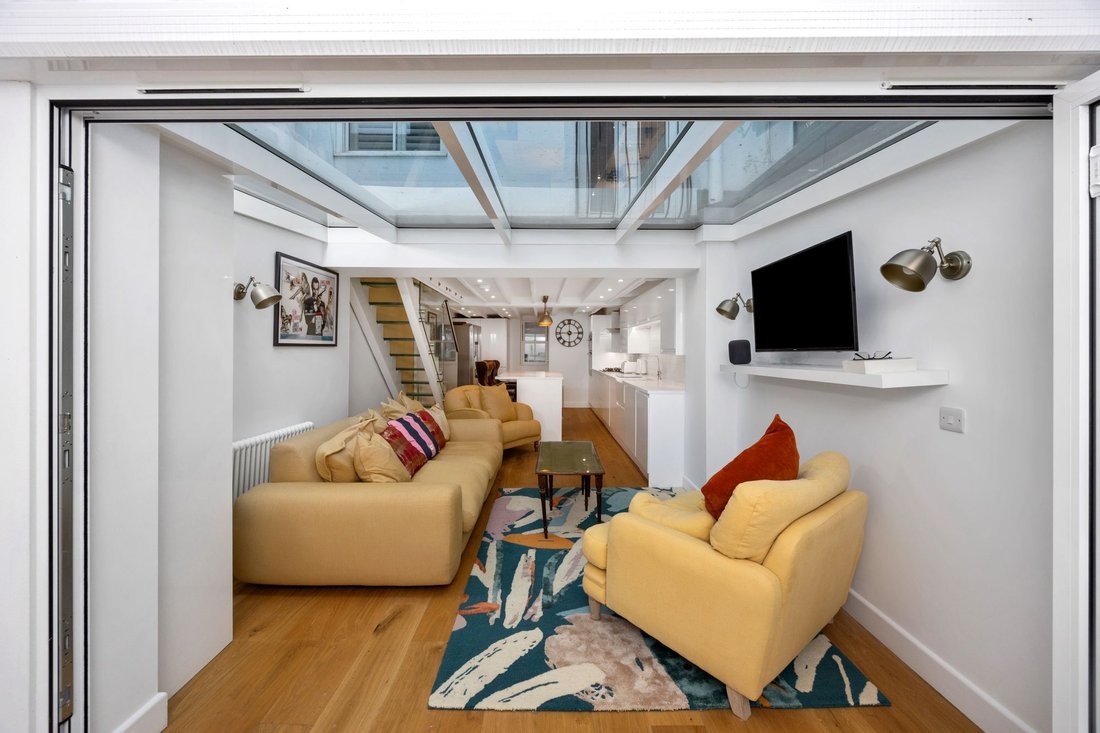 House Hove In Brighton And Hove, England, United Kingdom For Sale