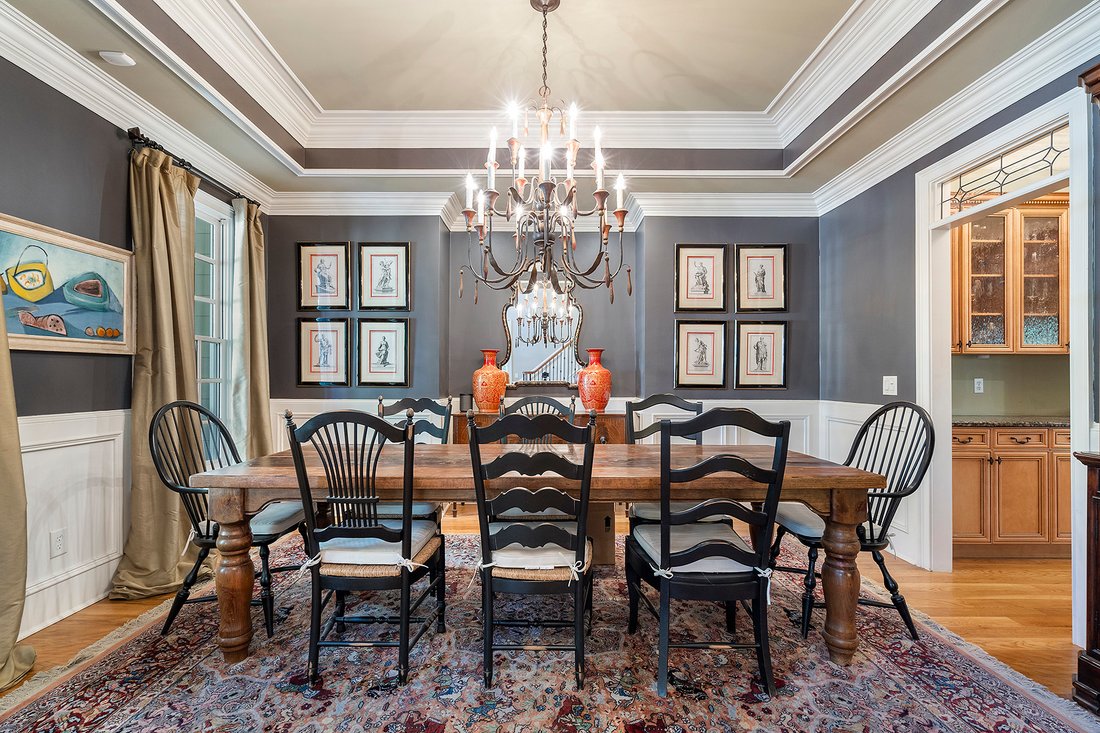 This Exceptional Property Presents In Milton, United States