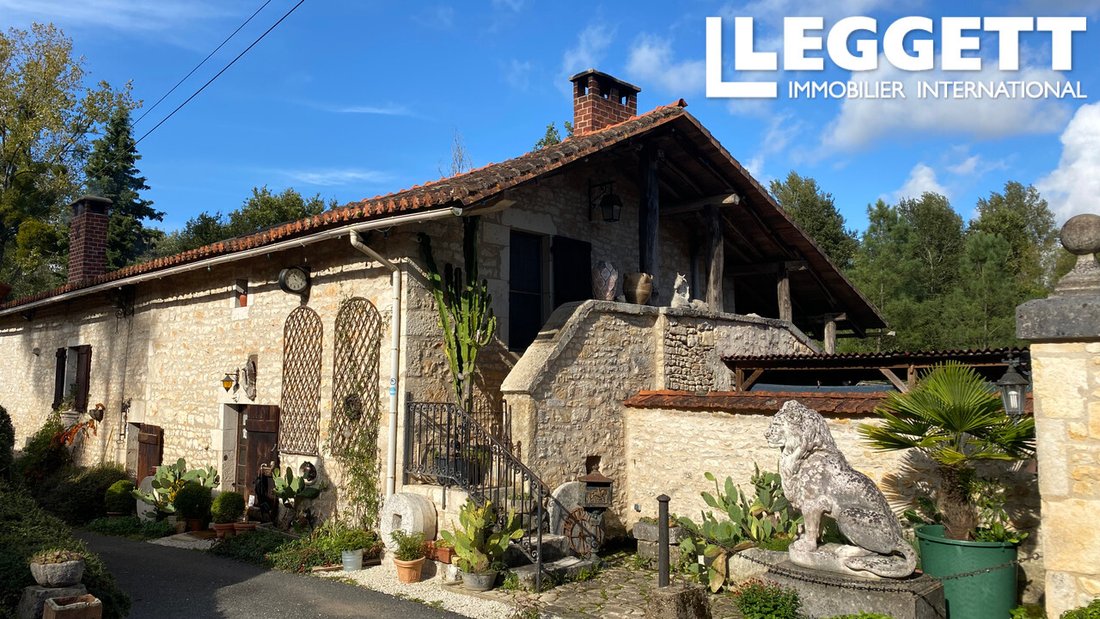 House in Chasseneuil-sur-Bonnieure, Nouvelle-Aquitaine, France 3 - 14828758
