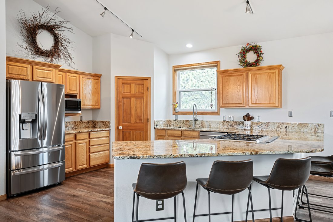 Discover The Epitome Of Mountain In Evergreen, Colorado, United States