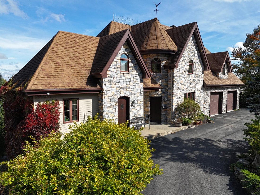 Saint Sauveur Residential In Saint Sauveur, Quebec, Canada For Sale