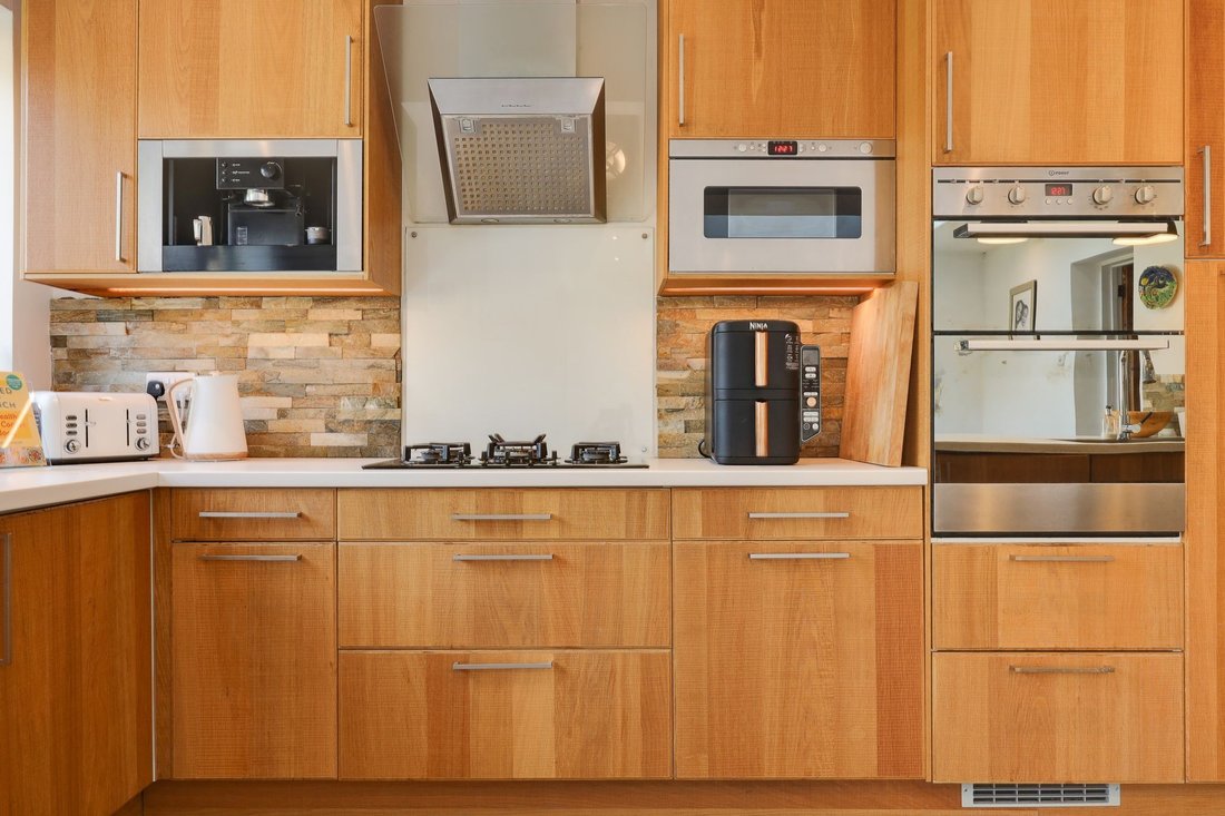 House Burgess Hill In Burgess Hill, England, United Kingdom For Sale