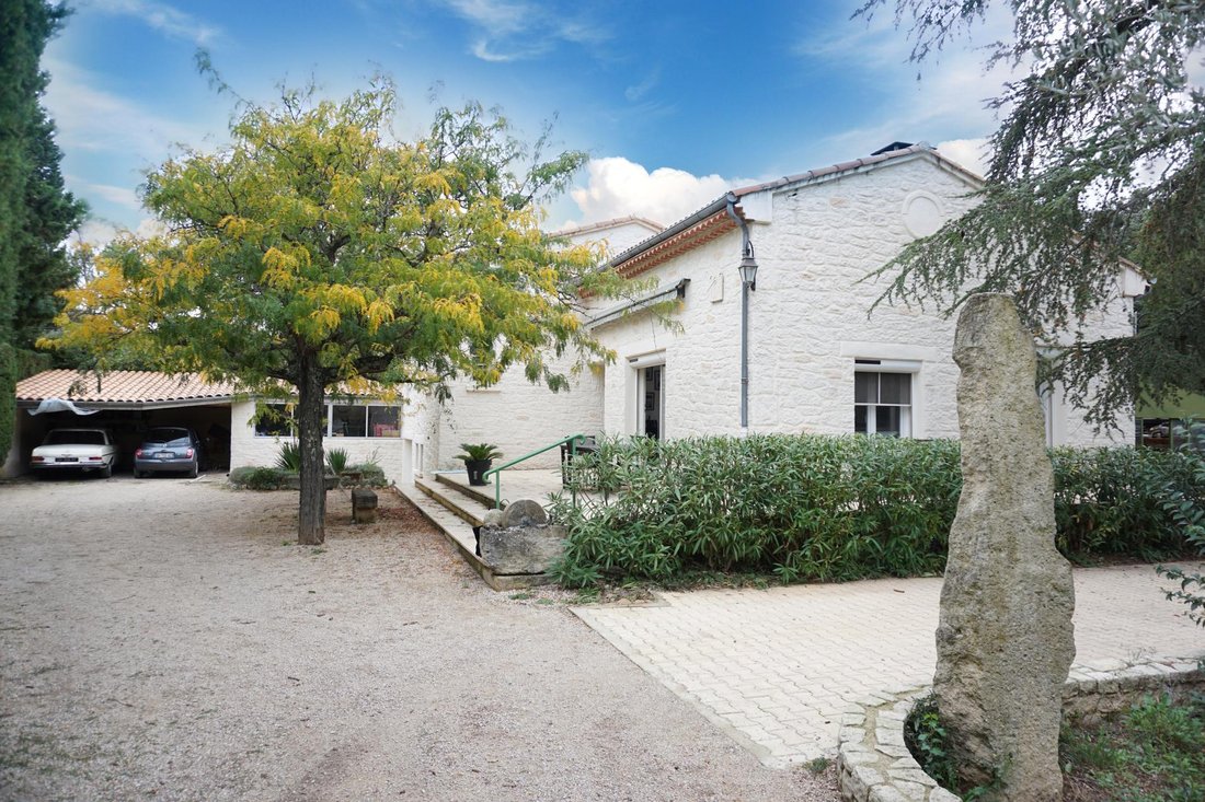 Belle Maison Familiale Avec In Villeneuve Lès Avignon, Occitanie