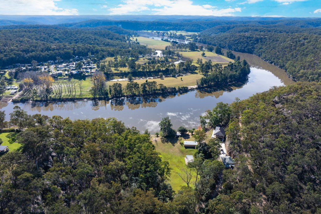 House in Sackville North, New South Wales, Australia 2 - 14827141