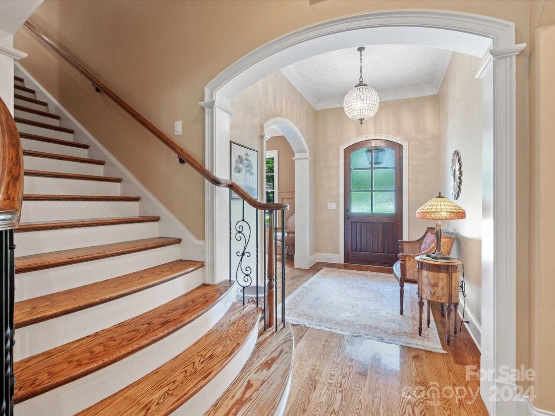 Extraordinary Residence With An In Charlotte, North Carolina, United