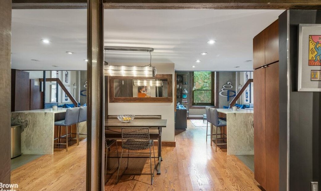 Prime No Ho Cast Iron Loft In New York, New York, United States For