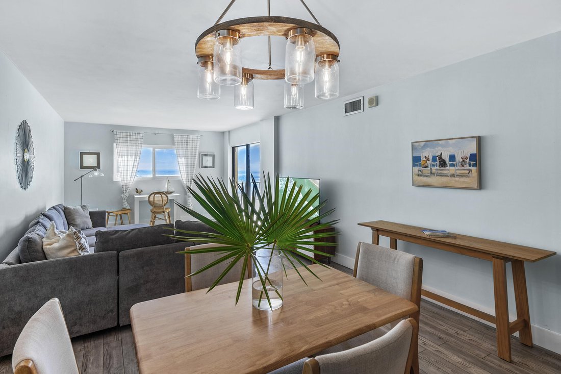 5801 Thomas Dr 824, Panama City In Panama City Beach, Florida, United