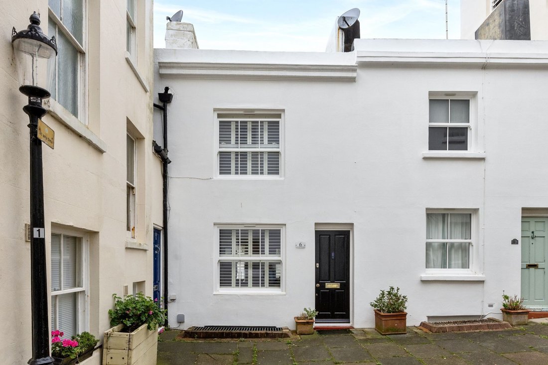House Hove In Brighton And Hove, England, United Kingdom For Sale