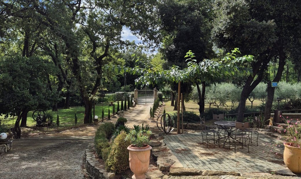 Pont Saint Esprit Villa In Pont Saint Esprit, Occitanie, France For