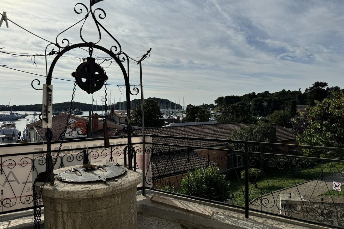 Villa in Vrsar, Istria County, Croatia 1 - 14830234