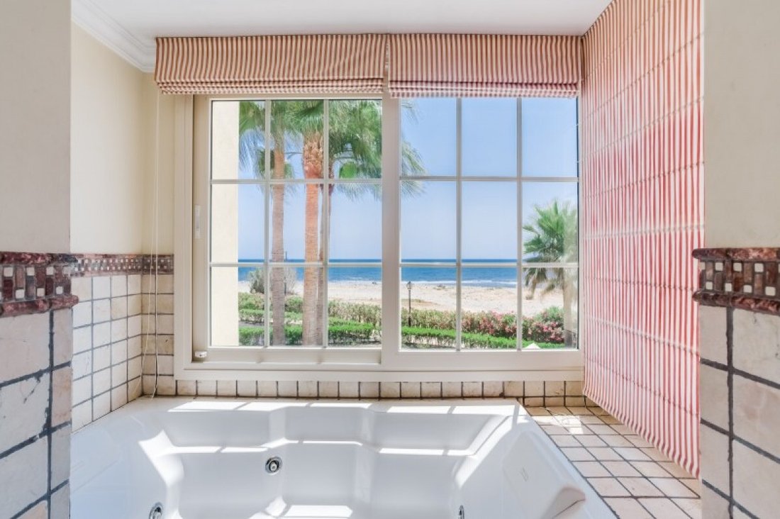 Award Winning Luxury Real Estate Agency. 5 In Marbella, Andalusia, Spain For Sale (14831043)