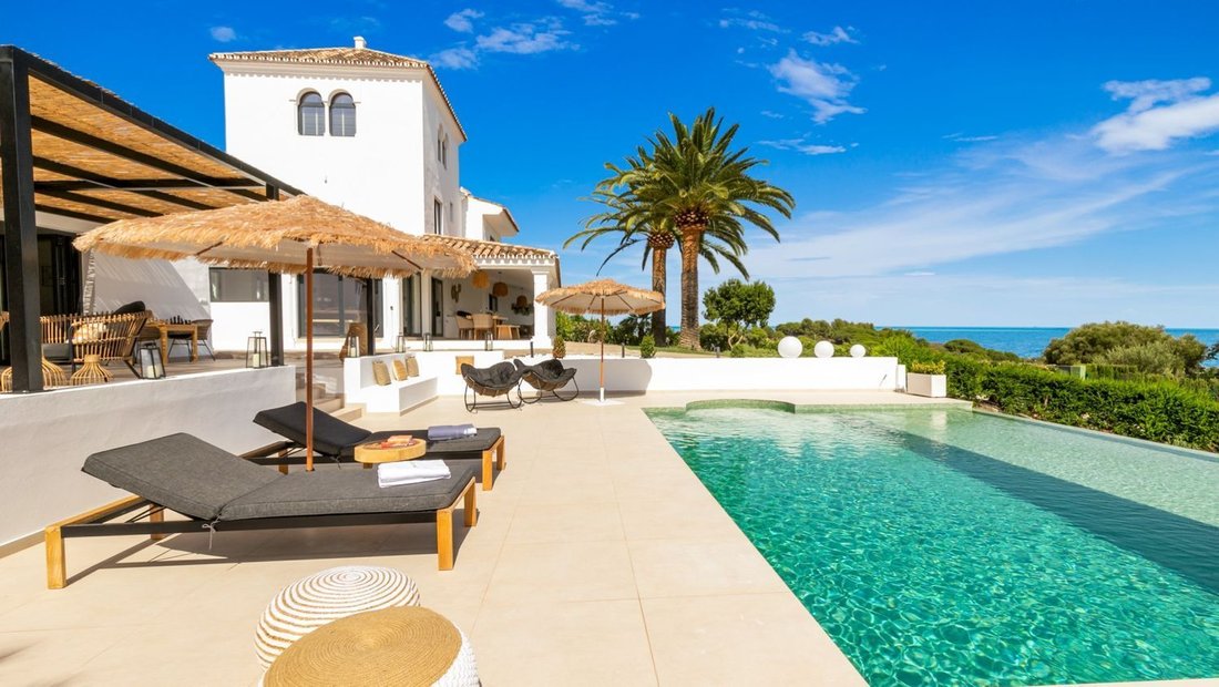 Estepona Villa In Estepona, Andalusia, Spain For Sale (14827756)