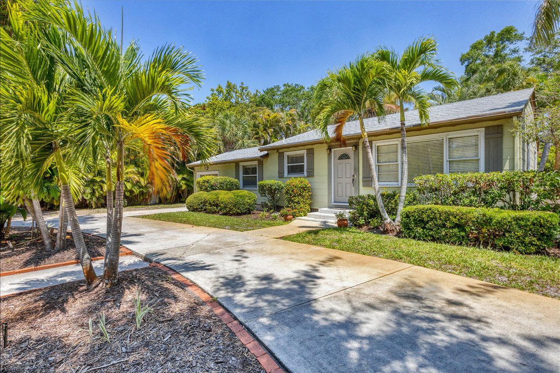 Bayview In Sarasota, Florida, United States For Sale (14826548)
