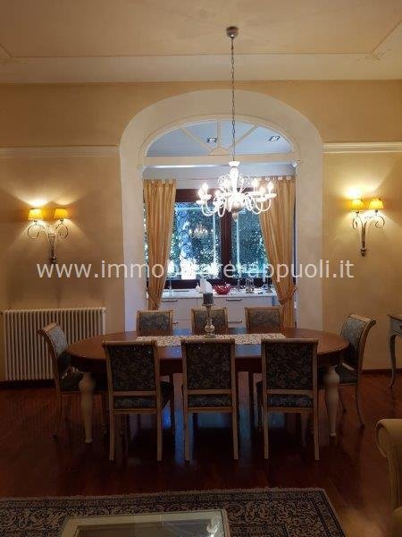 Villa en Torrita di Siena, Toscana, Italia 1 - 14830689