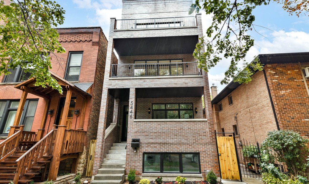 Stunning New Construction Condo In Chicago, Illinois, United States For