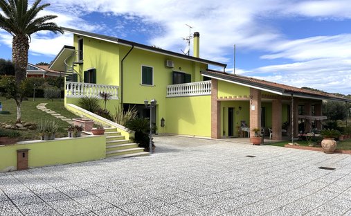 Casa en Martinsicuro, Abruzos, Italia 1