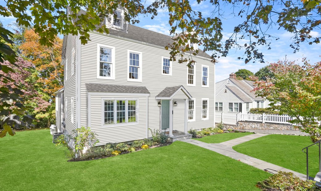 Custom In Town Colonial In Ridgefield, Connecticut, United States For ...