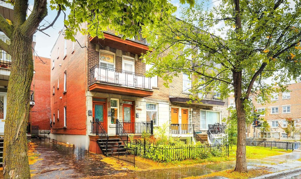 Le Plateau Mont Royal, Montréal In Montréal, Quebec, Canada For Sale