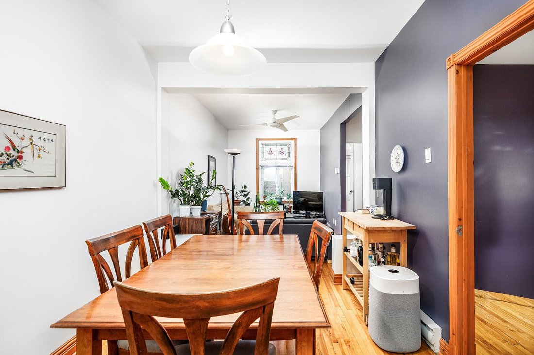 Le Plateau Mont Royal, Montréal In Montréal, Quebec, Canada For Sale