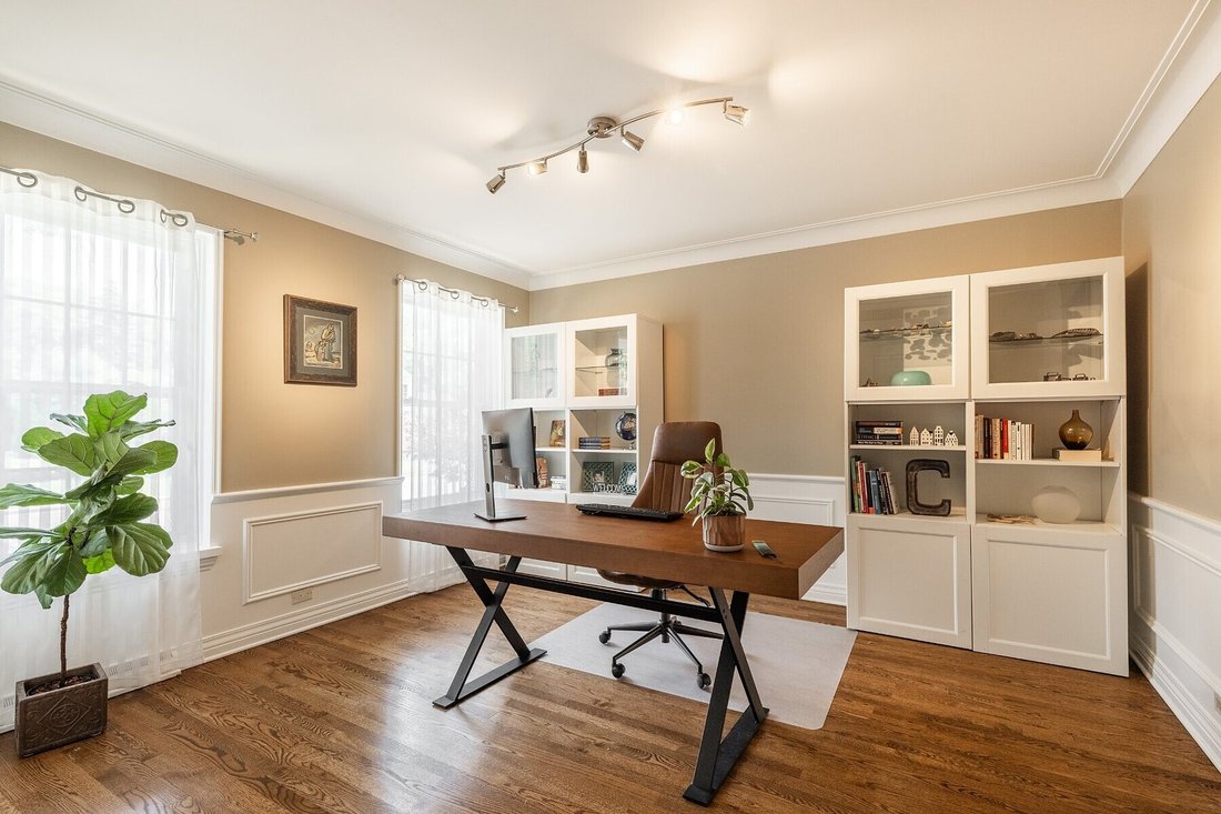 Beaconsfield, Montréal In Beaconsfield, Quebec, Canada For Sale (14831683)