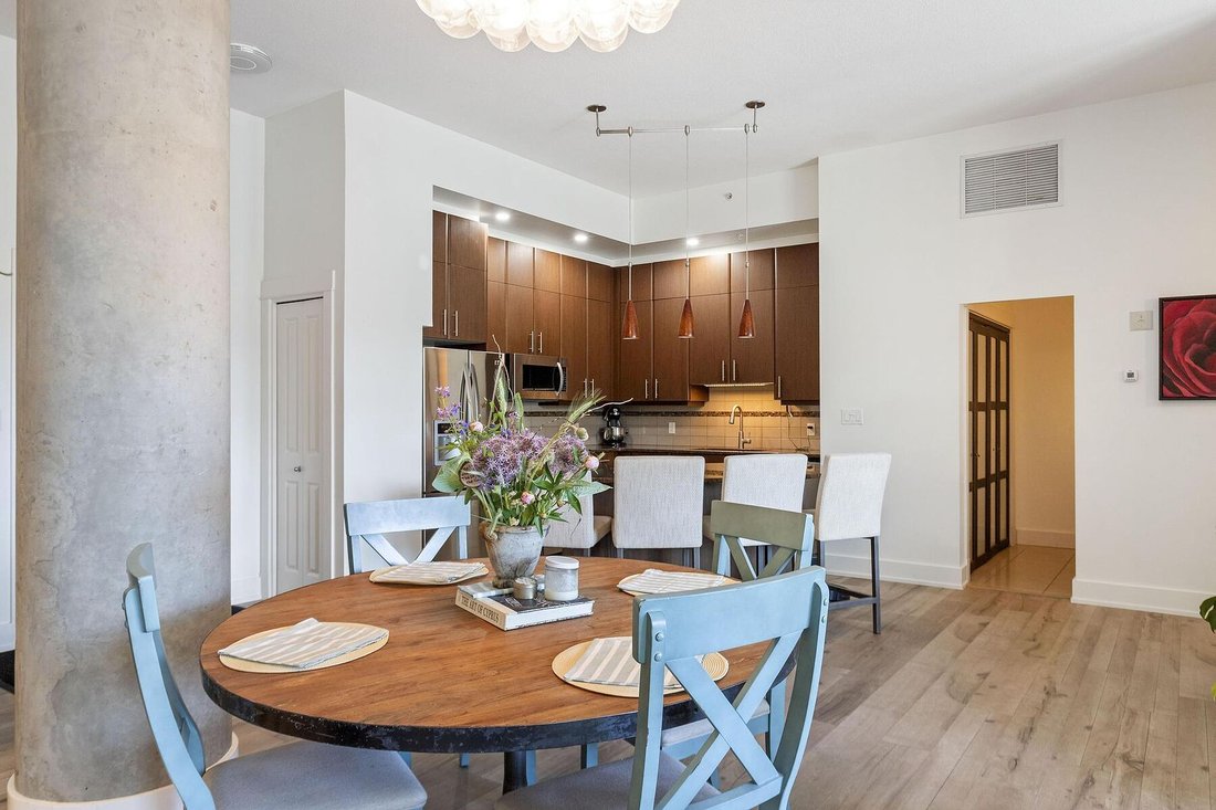 Downtown At The Lofts In Kelowna, British Columbia, Canada For Sale