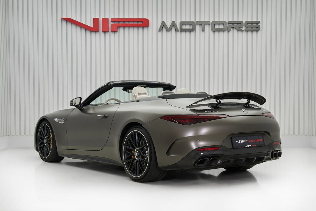 Cabriolet in Dubai, Dubai, United Arab Emirates 4 - 14839399