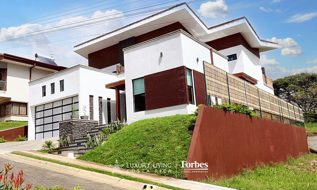 20730 House With First Class In Grecia, Guanacaste Province, Costa