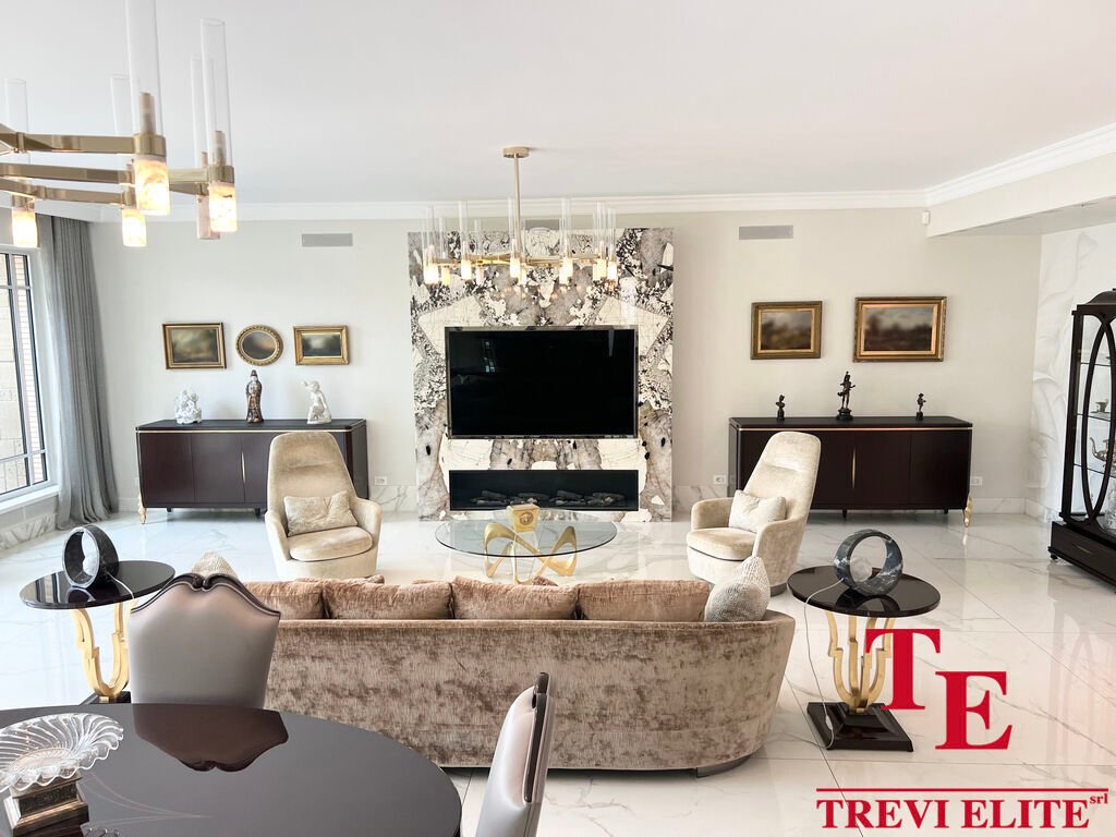 Luxury Villa In Rome In The Elegant Eur District In Rome, Lazio, Italy