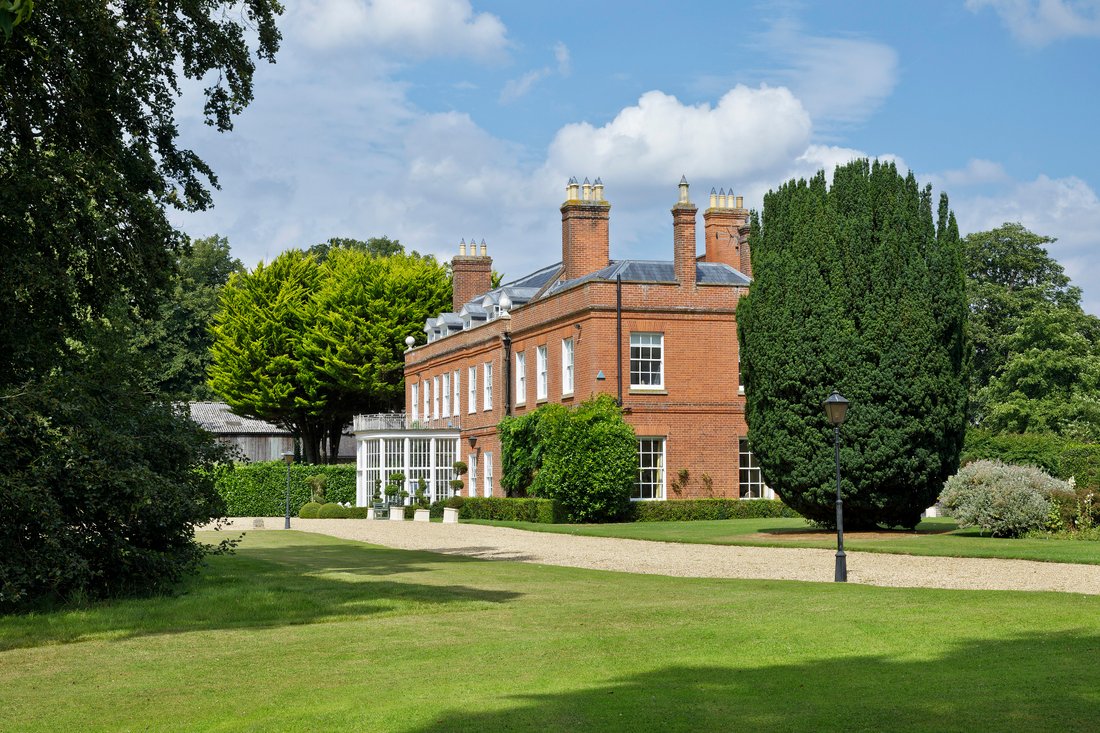 Country House in Thurston, England 3 - 14839495
