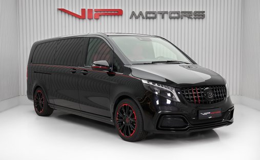 2023 Mercedes-Benz V 250 in Dubai, United Arab Emirates 1