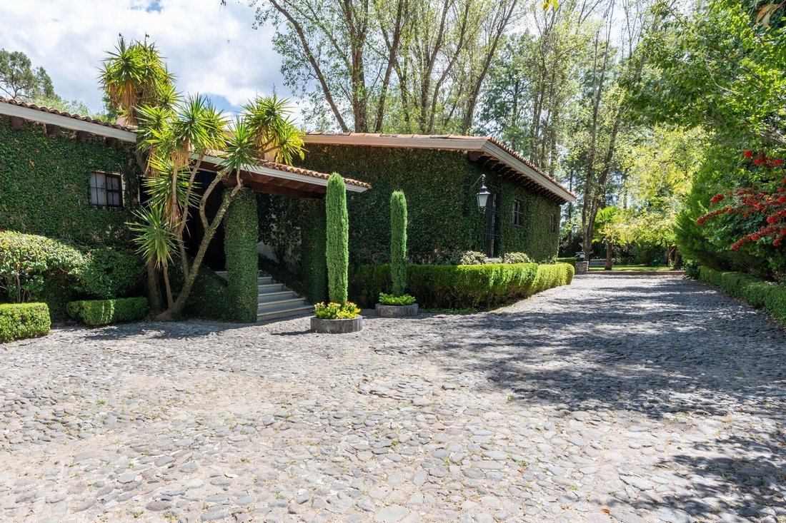 The Taste Of An Old Mexican Hacienda In Presita Guadalupe, Guanajuato