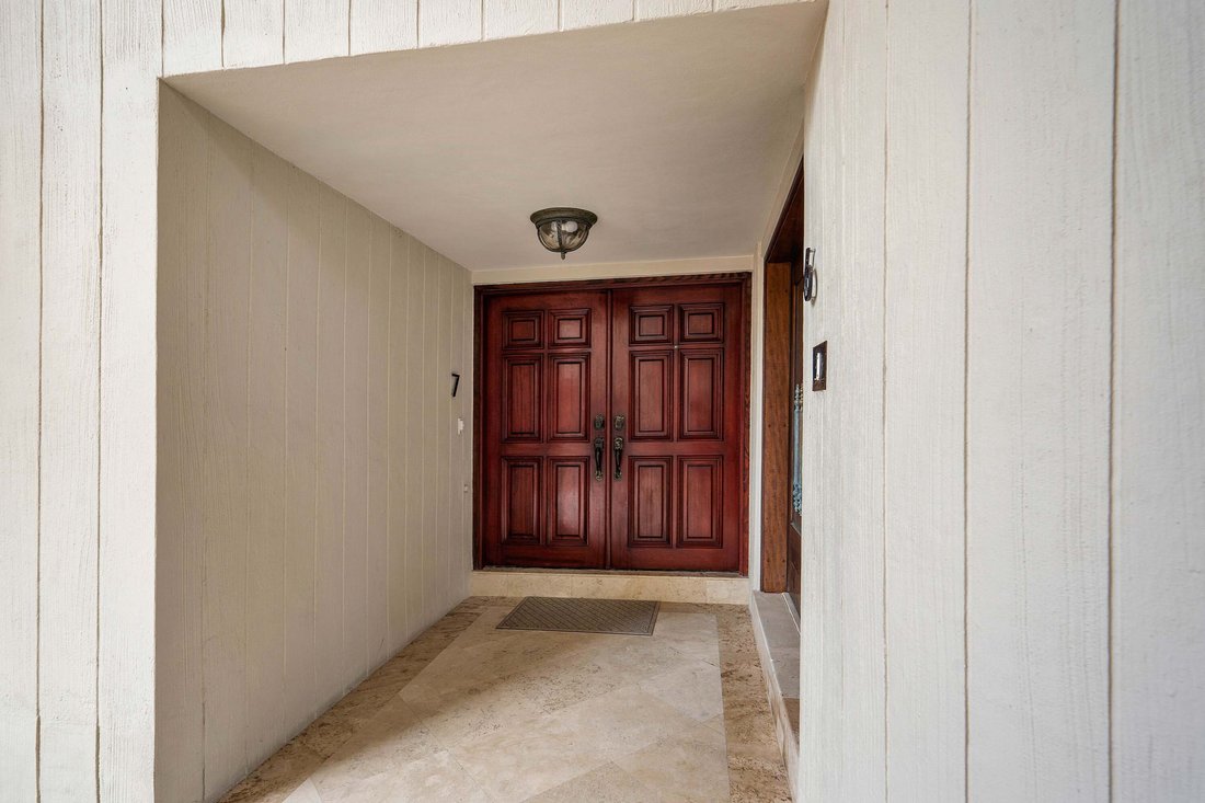 Barefoot Escape 2155 South Ocean In Delray Beach, Florida, United