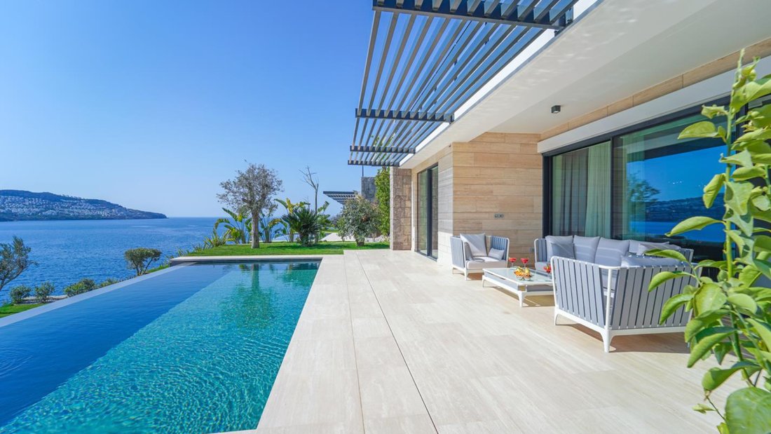 Villa in Gündoğan, Muğla, Turkey 2 - 14839639