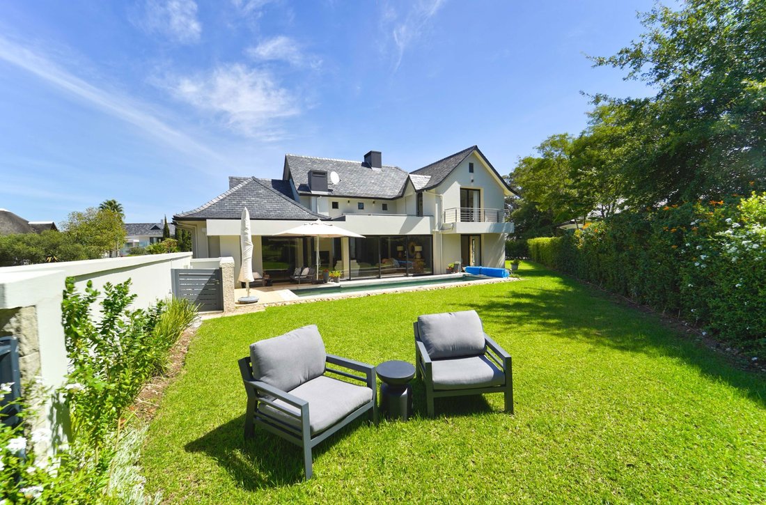 An Exceptional In Pearl Valley Golf Estate And Spa, Western Cape, South