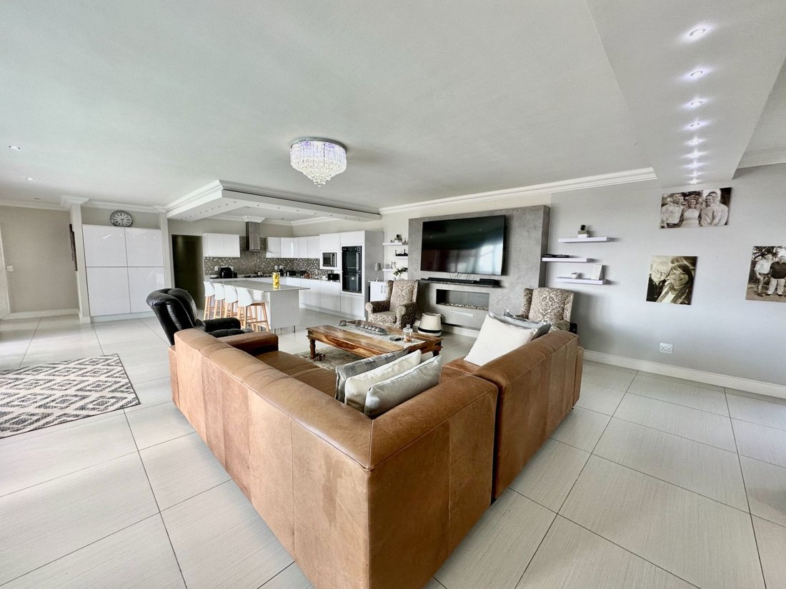 An Entertainer's Paradise This Dream In Cape Town, Western Cape, South