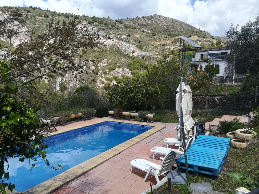 Ecological Farmhouse With River Views And Swimming In Granada
