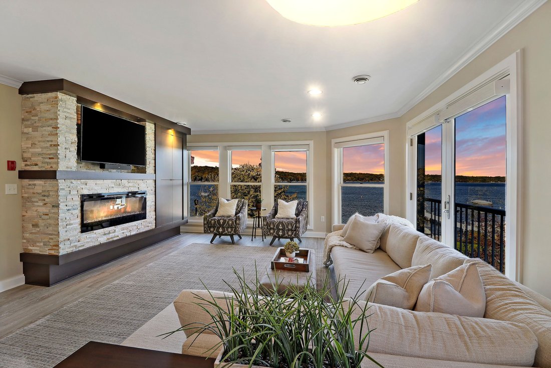 Condo in Fontana-on-Geneva Lake, Wisconsin, United States 3 - 14838898