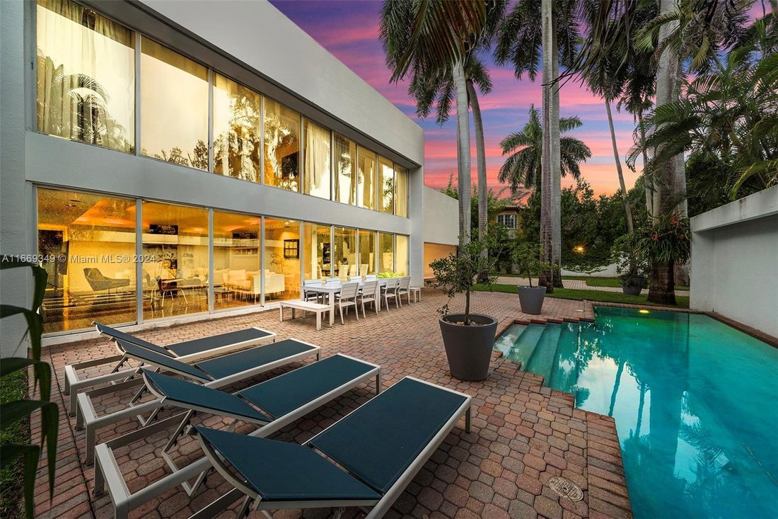 House Miami In Miami, Florida, United States For Rent (14833040)