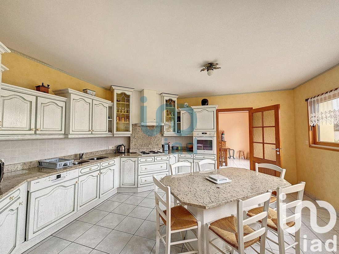 Vente Maison/Villa 7 Pièces In Rennes, Brittany, France For Sale (14705305)