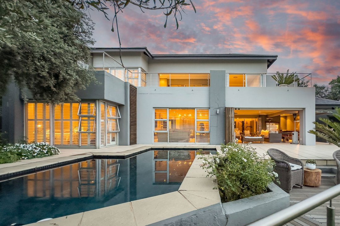 This Luxury Home Offers The Perfect Blend In Roodepoort, Gauteng, South