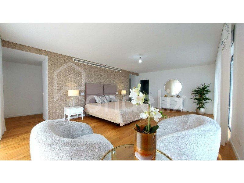 Penthouse 5 Bedrooms +1 Sale Funchal In Funchal, Madeira, Portugal For
