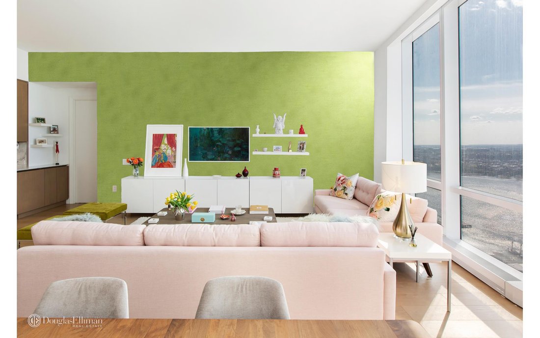 Condo New York In New York City, Ny, United States For Sale (14833027)