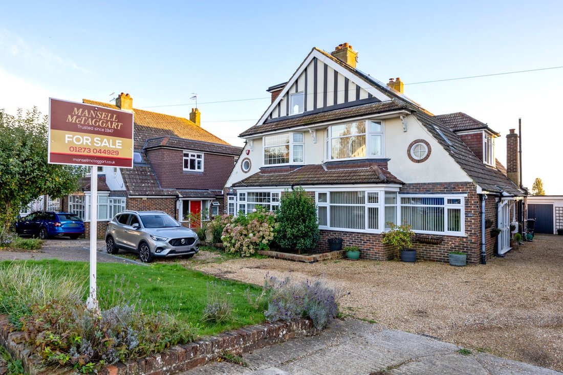 House Hove In Brighton And Hove, England, United Kingdom For Sale